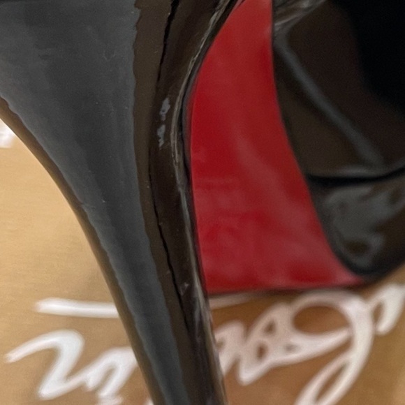 Christian Louboutin - 6.5 - Picture 7 of 7
